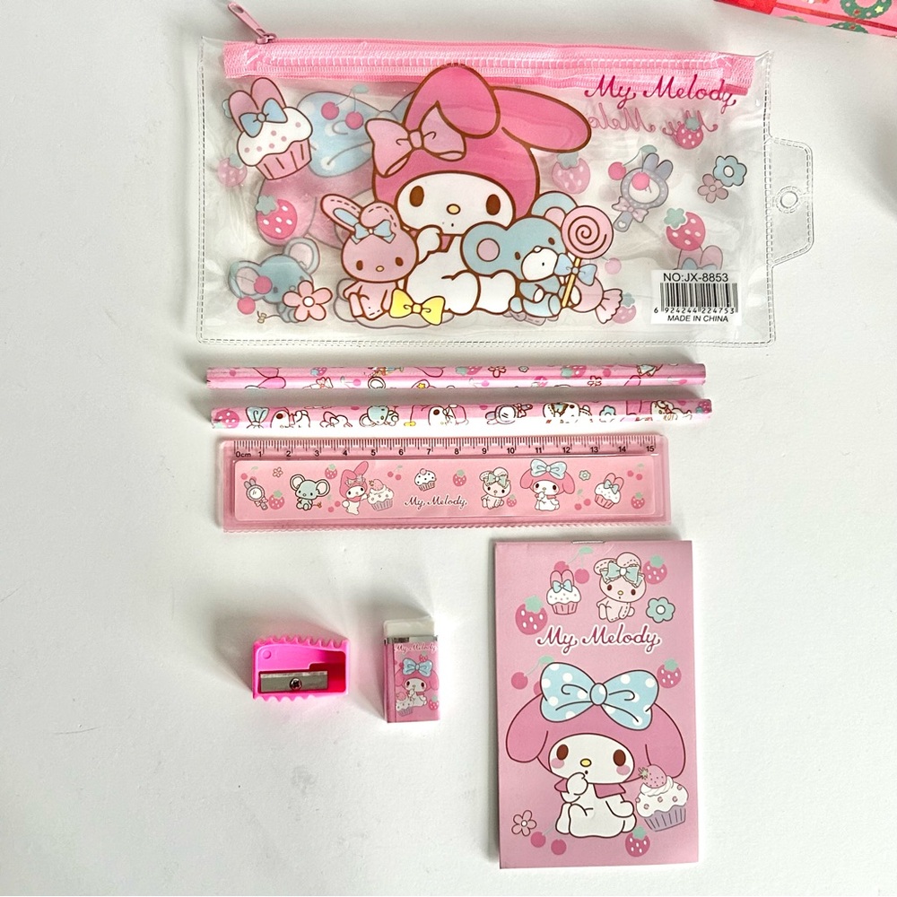 💝My Melody Adorable Christmas Stocking Stuffer 5-Piece Mini Bundle - Picture 5 of 7